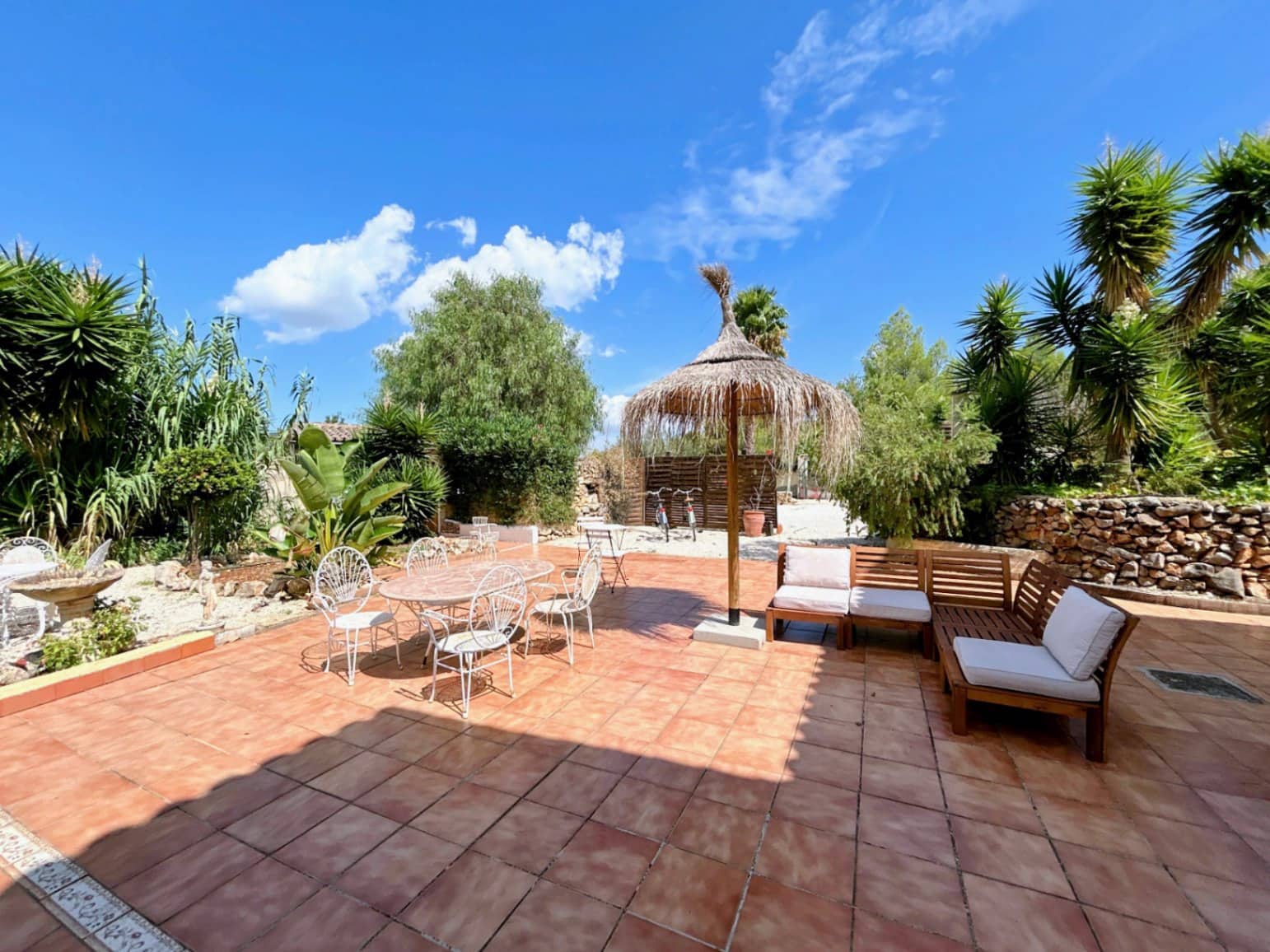 7 bedroom Villa for sale in Lliber with pool garage - € 995,000 (Ref: 9223580)