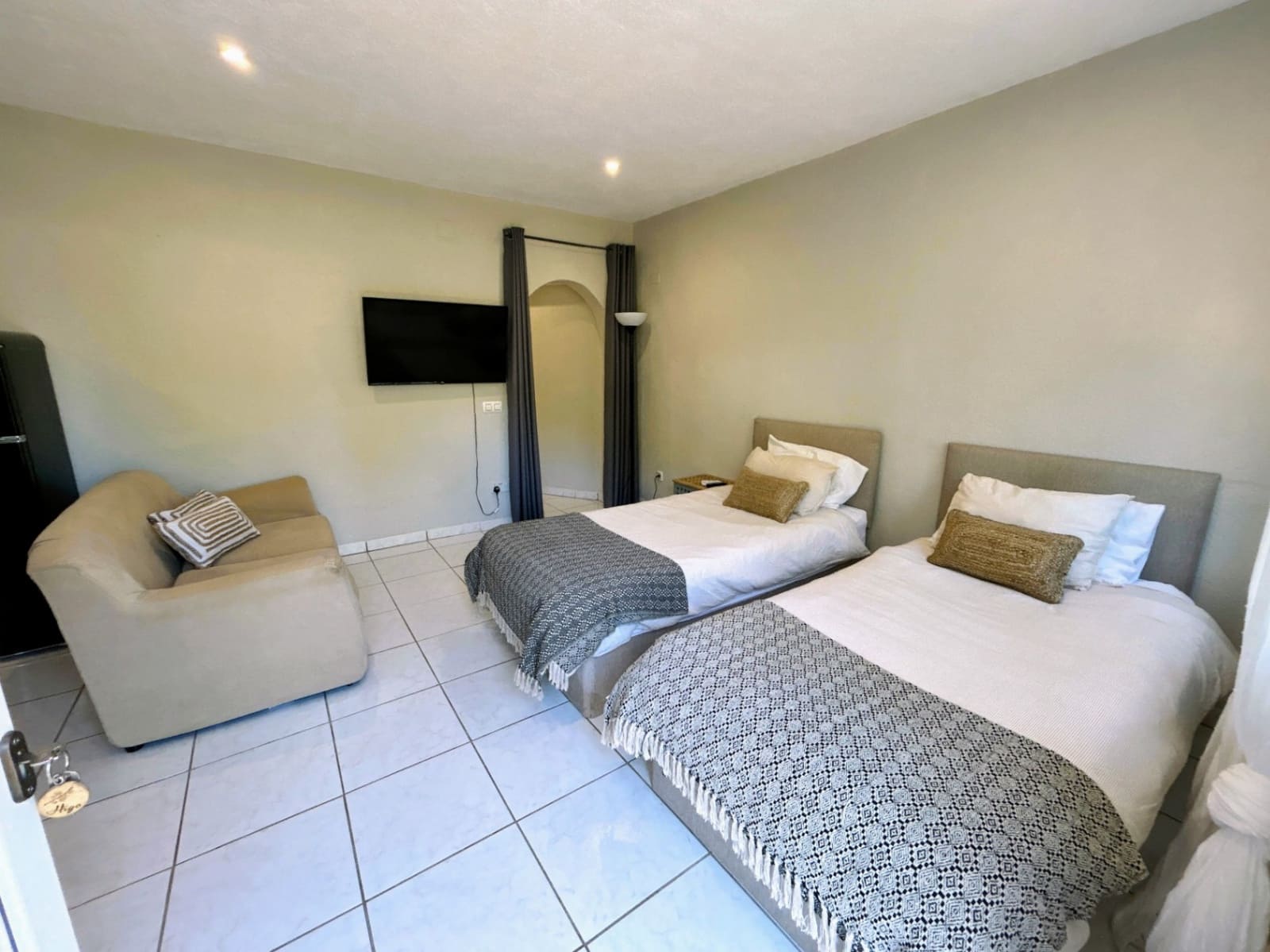 7 bedroom Villa for sale in Lliber with pool garage - € 995,000 (Ref: 9223580)