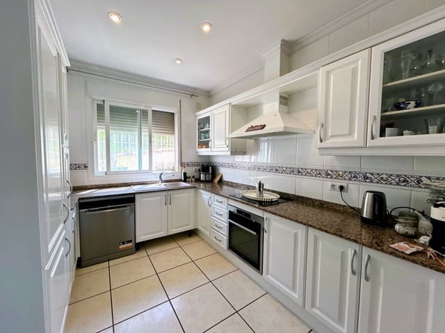 7 bedroom Villa for sale in Llíber with pool garage - € 995,000 (Ref: 9223580)