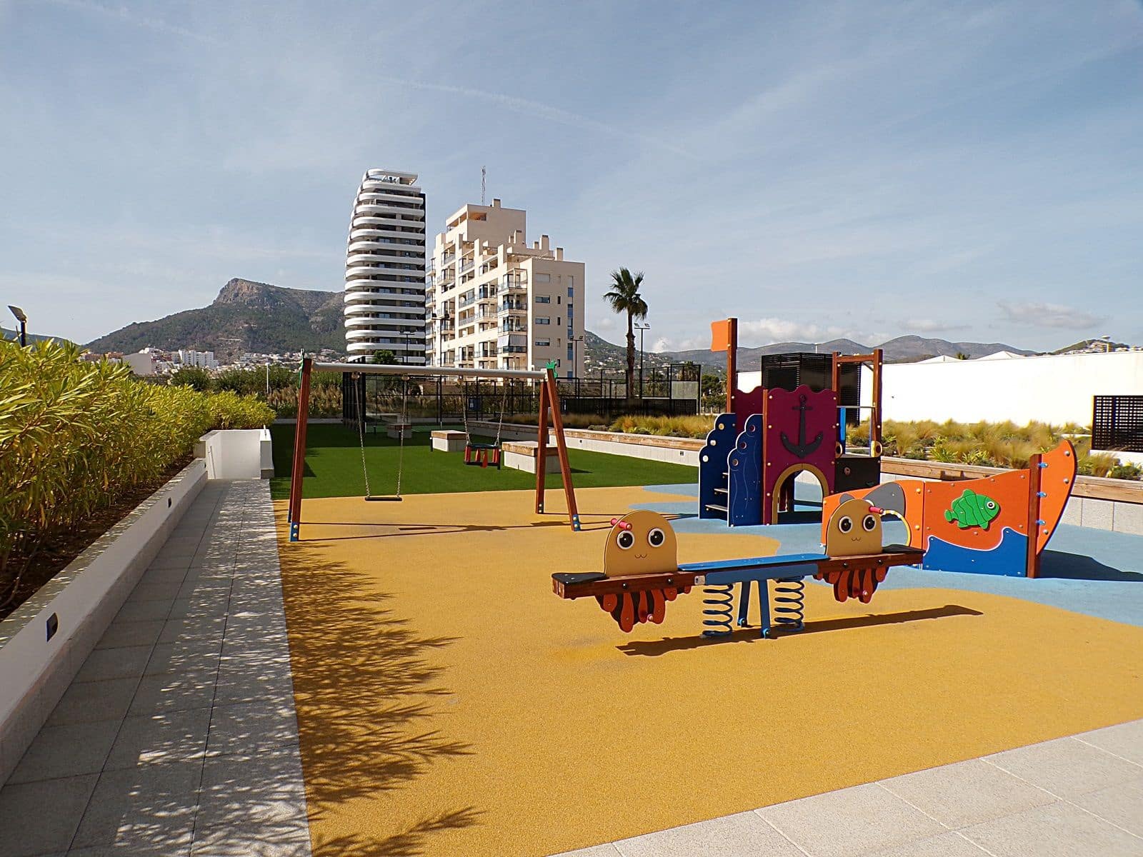 2 bedroom Apartment for sale in Calpe / Calp with pool garage - € 425,000 (Ref: 9229085)