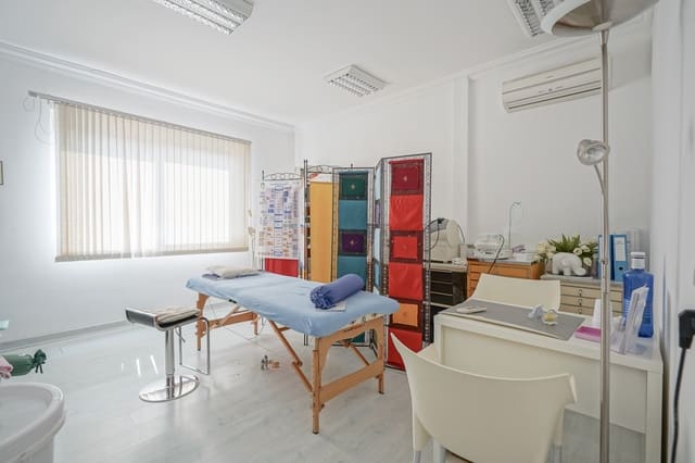 Chalet de 4 habitaciones en Javea / Xàbia en venta con piscina - 795.000 € (Ref: 9245662)