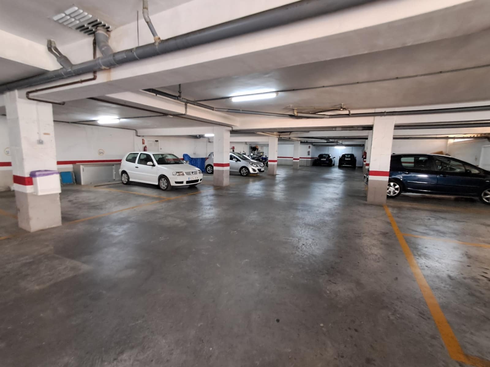 2 slaapkamer Appartement te koop in Benidorm met zwembad garage - € 215.000 (Ref: 9247468)