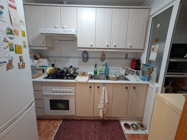 2 slaapkamer Appartement te koop in Benidorm met zwembad garage - € 215.000 (Ref: 9247468)