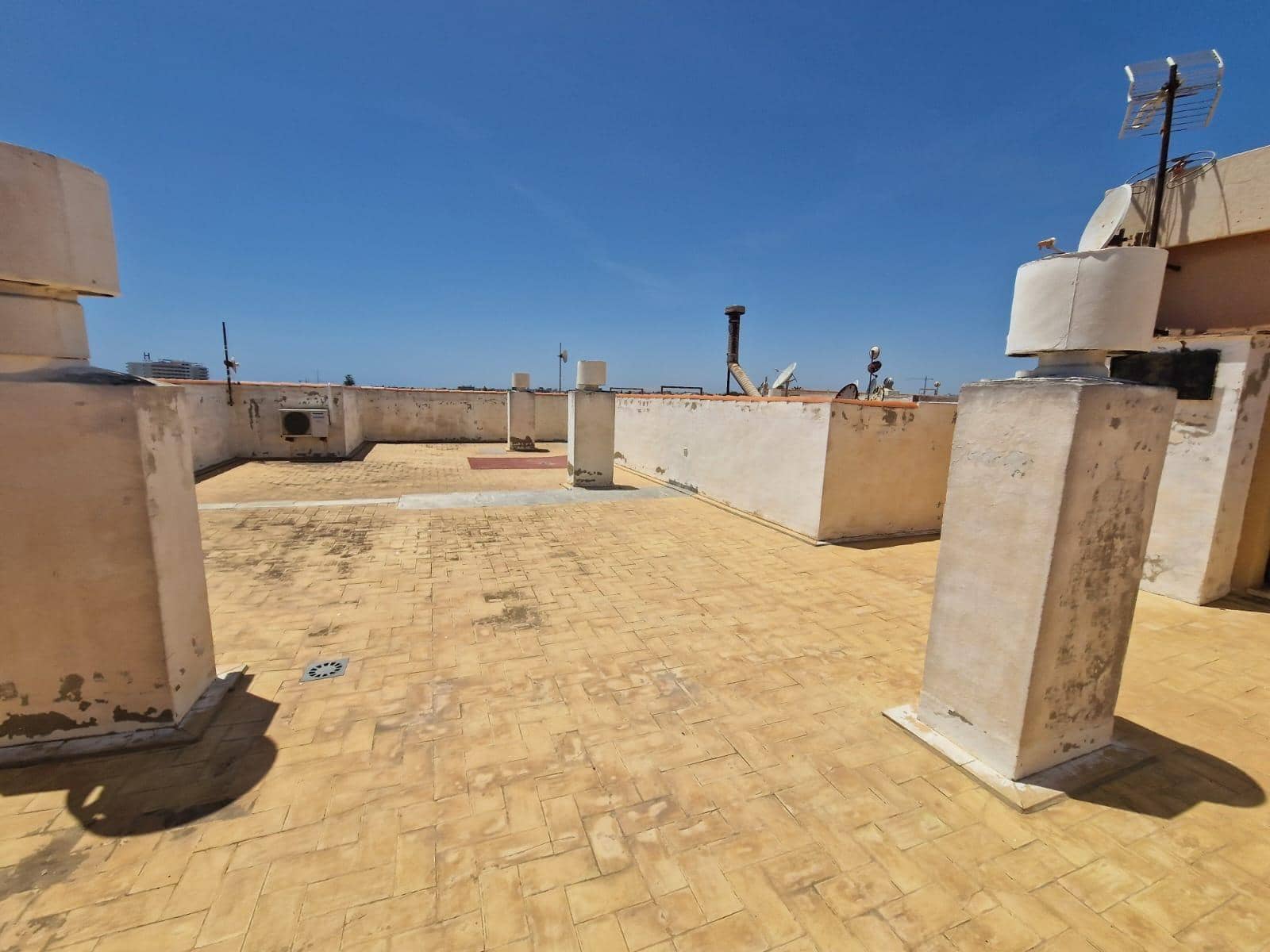 3 slaapkamer Appartement te koop in Playa Flamenca met zwembad garage - € 350.000 (Ref: 9255757)