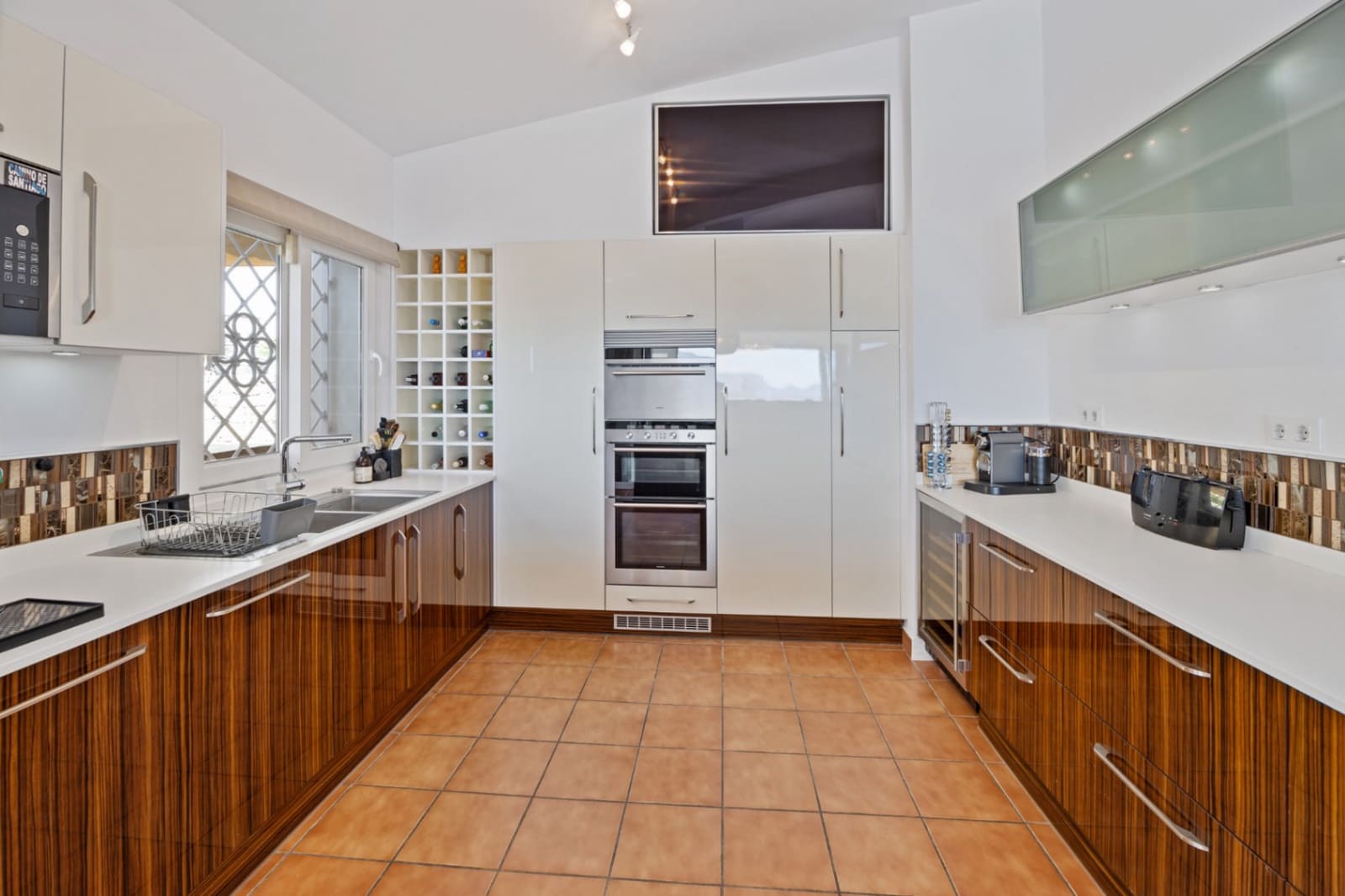 Chalet de 4 habitaciones en Cumbre del Sol en venta con piscina garaje - 1.550.000 € (Ref: 9258103)