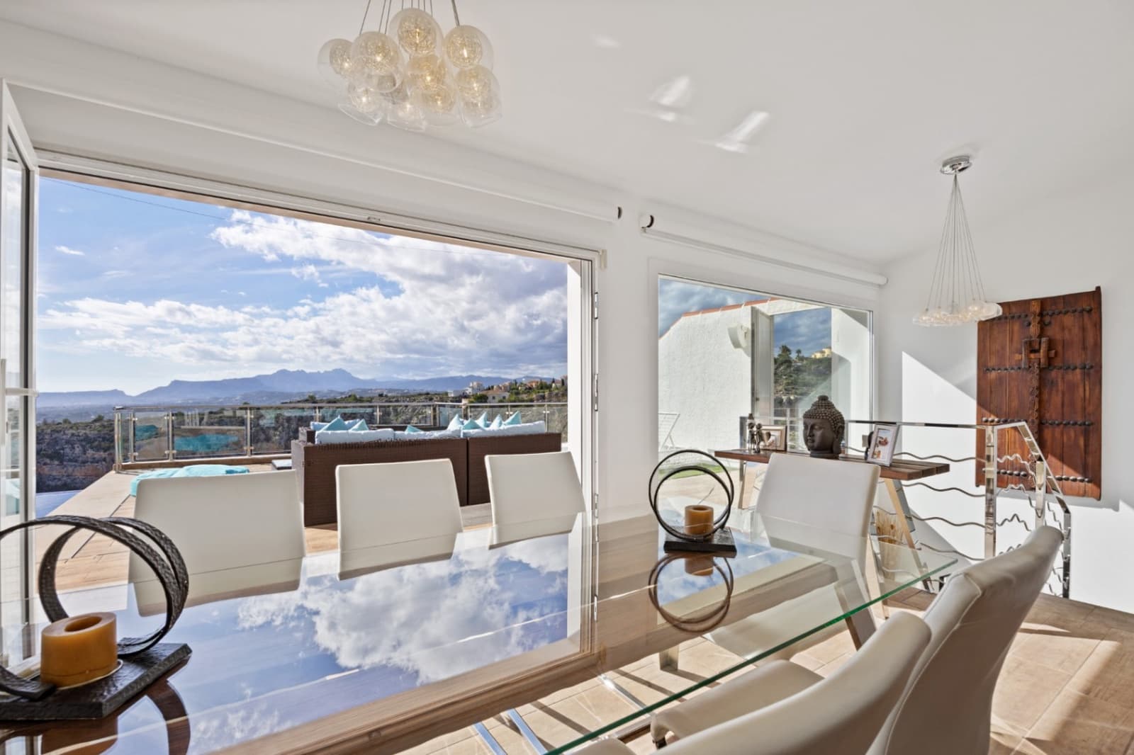 Chalet de 4 habitaciones en Cumbre del Sol en venta con piscina garaje - 1.550.000 € (Ref: 9258103)