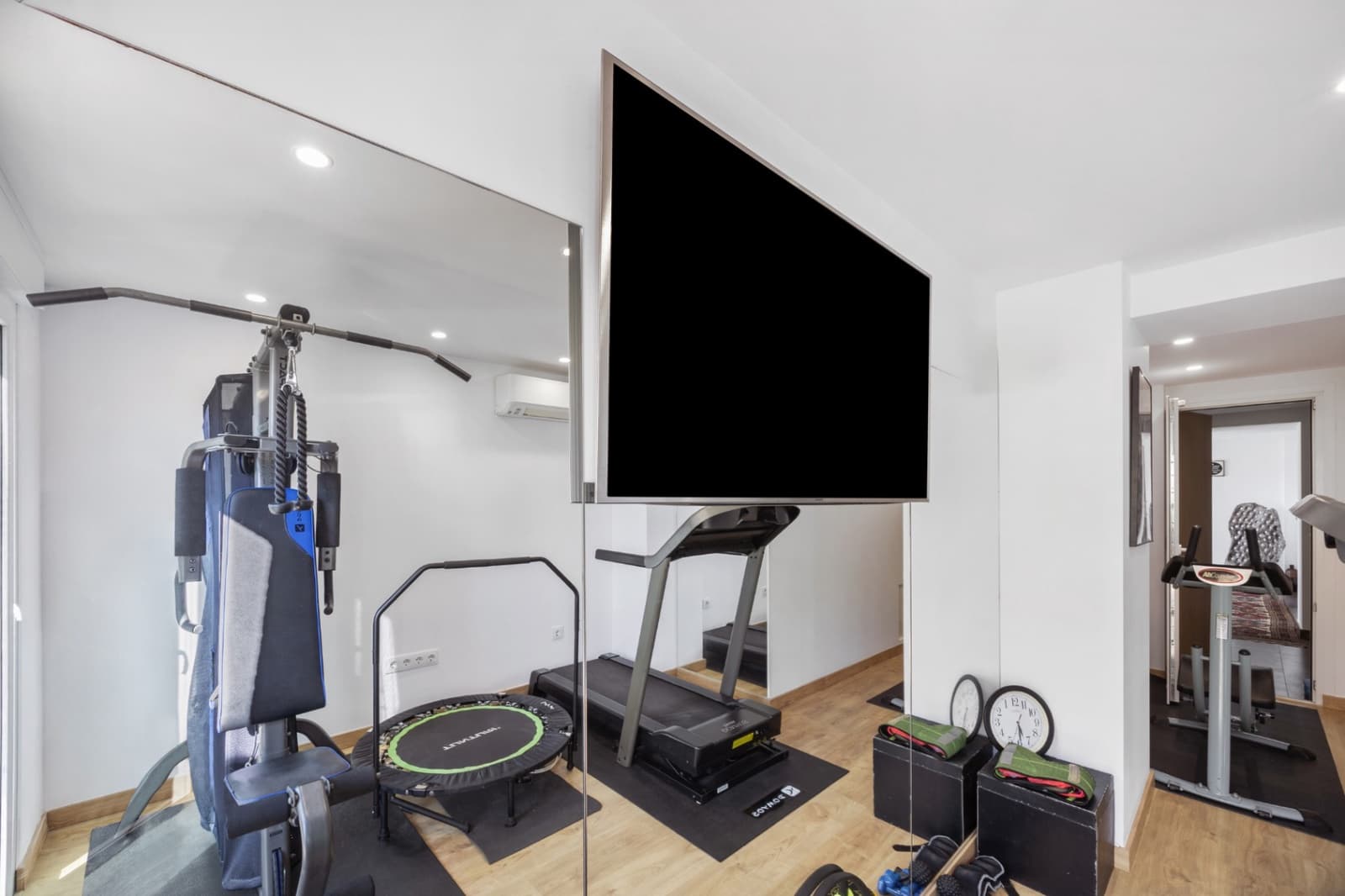 Chalet de 4 habitaciones en Cumbre del Sol en venta con piscina garaje - 1.550.000 € (Ref: 9258103)