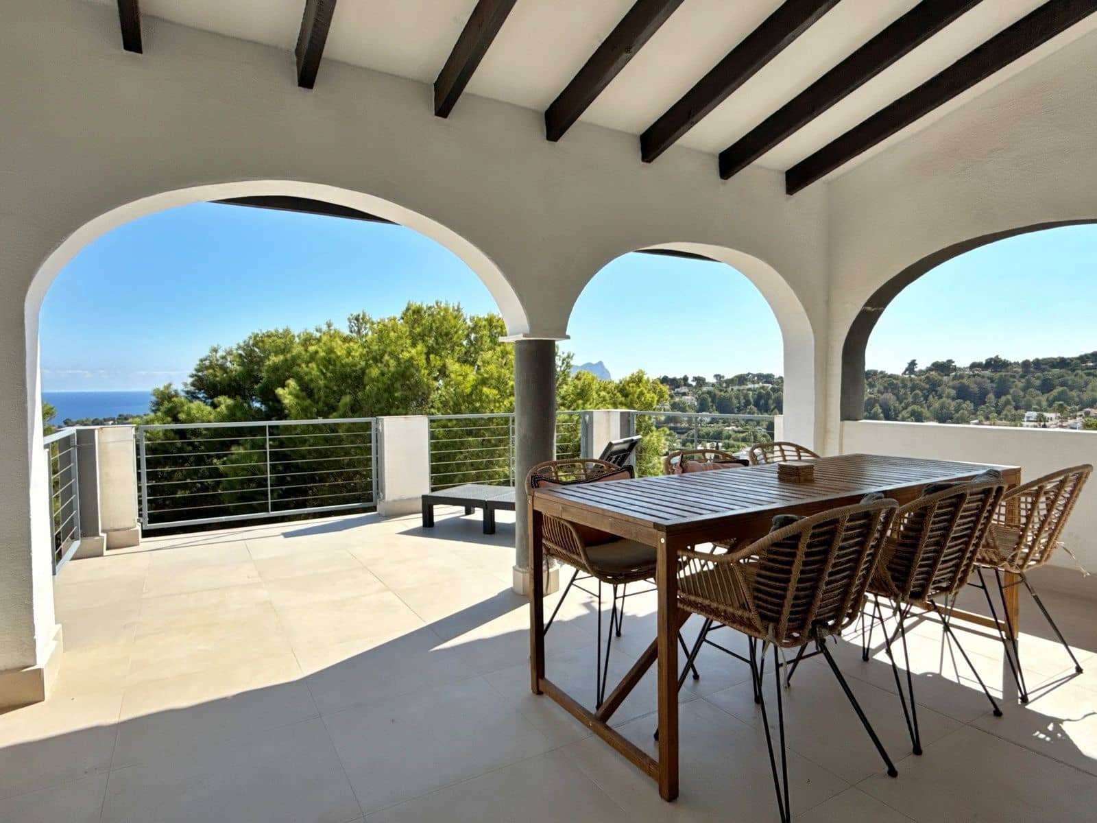 5 soveværelse Villa til salg i Montemar med swimmingpool garage - € 625.000 (Ref: 9261835)