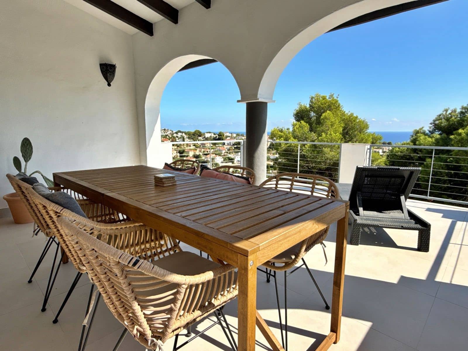 5 soveværelse Villa til salg i Montemar med swimmingpool garage - € 625.000 (Ref: 9261835)