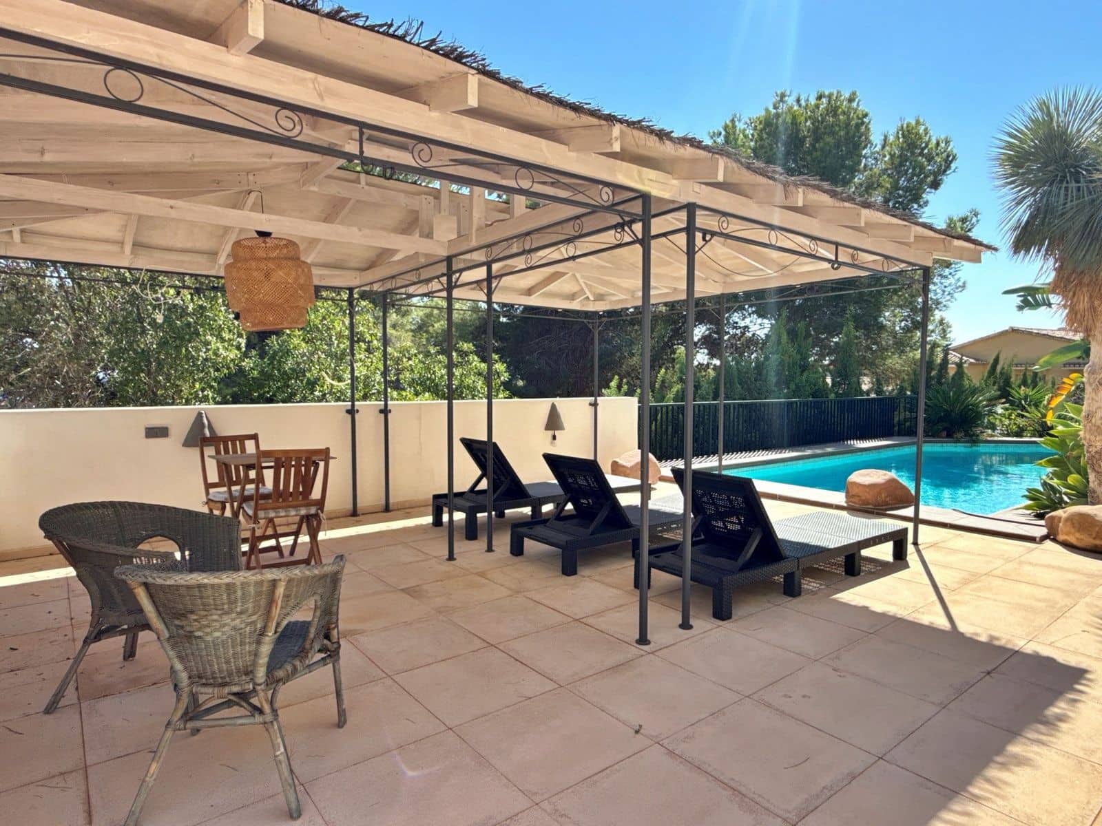 5 soveværelse Villa til salg i Montemar med swimmingpool garage - € 625.000 (Ref: 9261835)