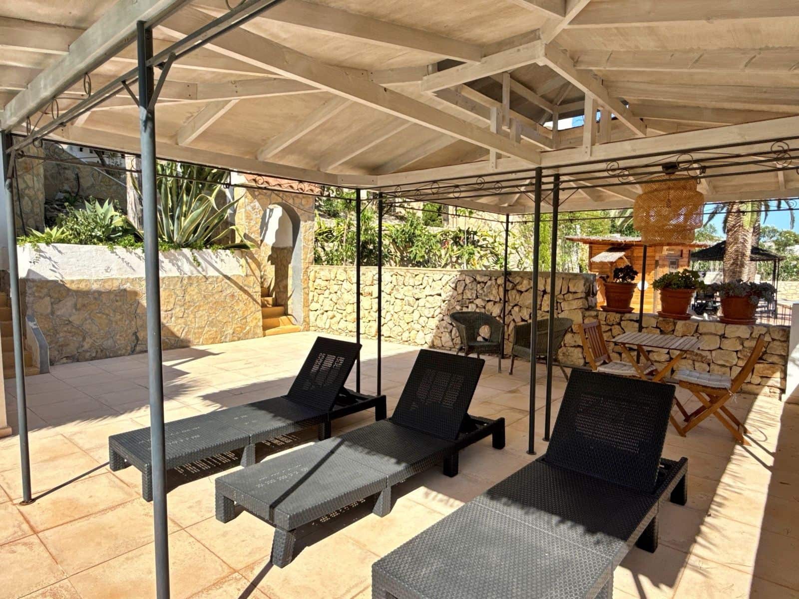 5 soveværelse Villa til salg i Montemar med swimmingpool garage - € 625.000 (Ref: 9261835)