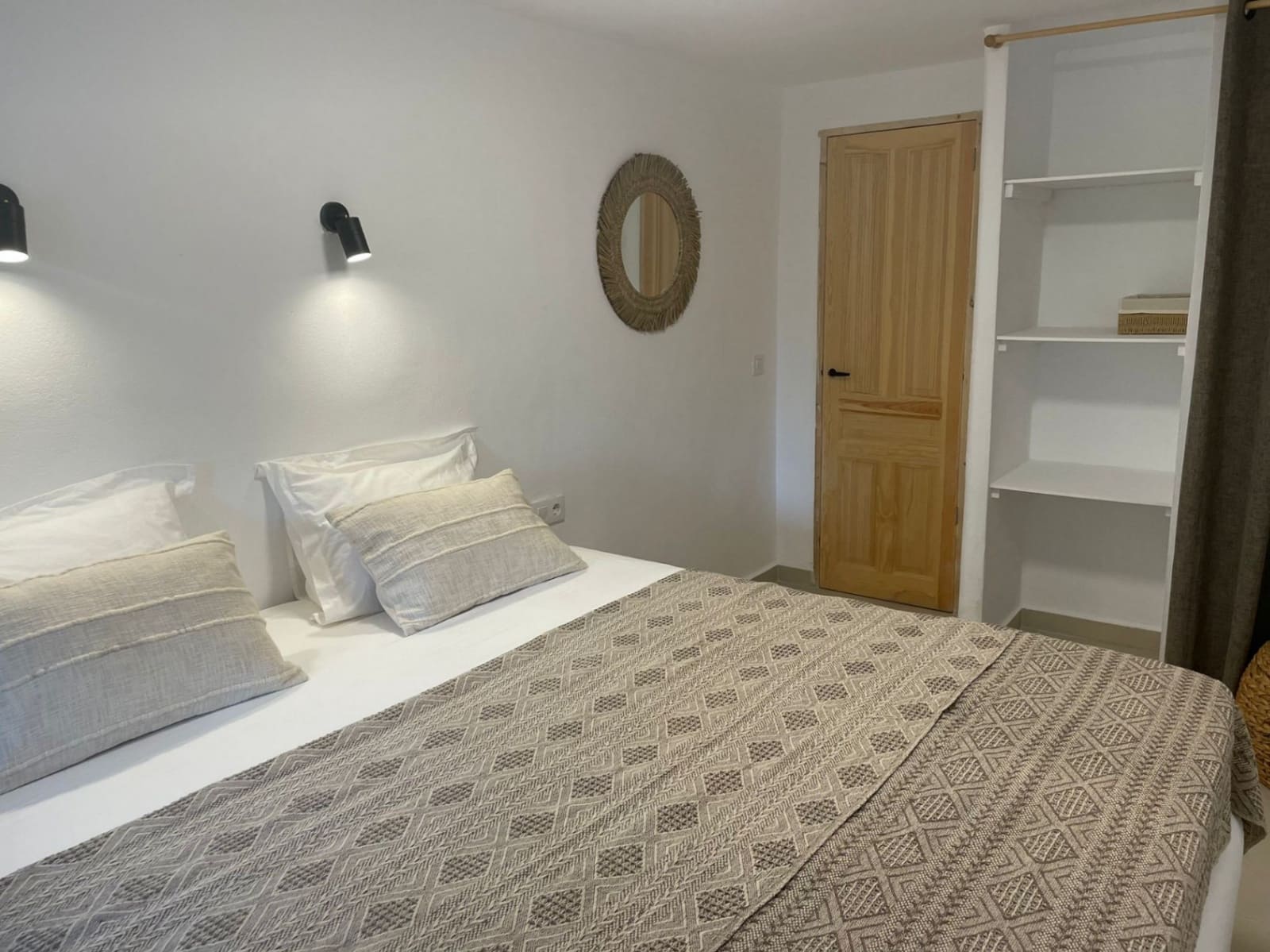 5 soveværelse Villa til salg i Montemar med swimmingpool garage - € 625.000 (Ref: 9261835)