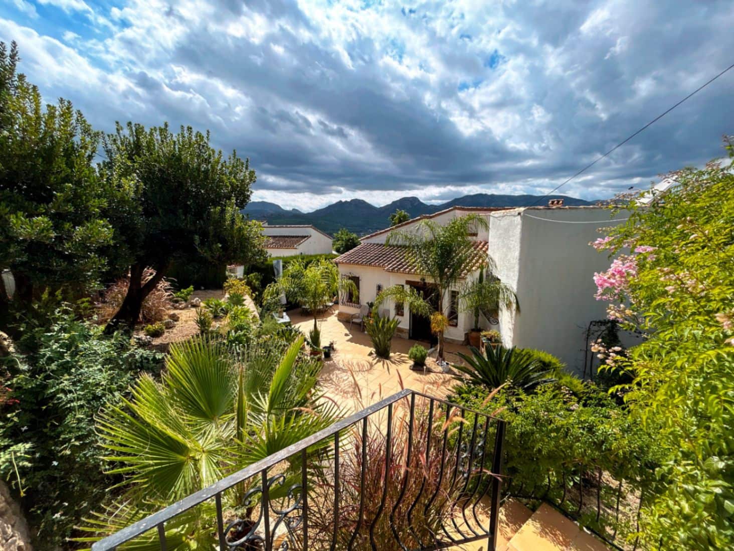 4 soverom Villa til salgs i Jalon / Xalo med svømmebasseng garasje - € 530 000 (Ref: 9263297)