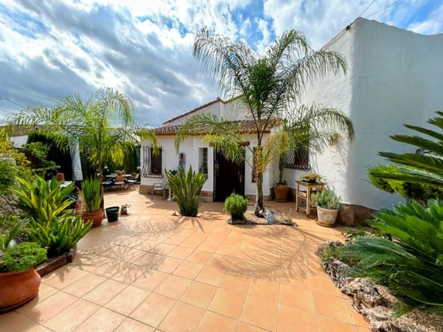 4 slaapkamer Villa te koop in Jalón / Xaló met zwembad garage - € 530.000 (Ref: 9263297)