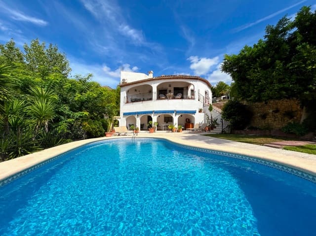 4 slaapkamer Villa te koop in Jalón / Xaló met zwembad garage - € 530.000 (Ref: 9263297)