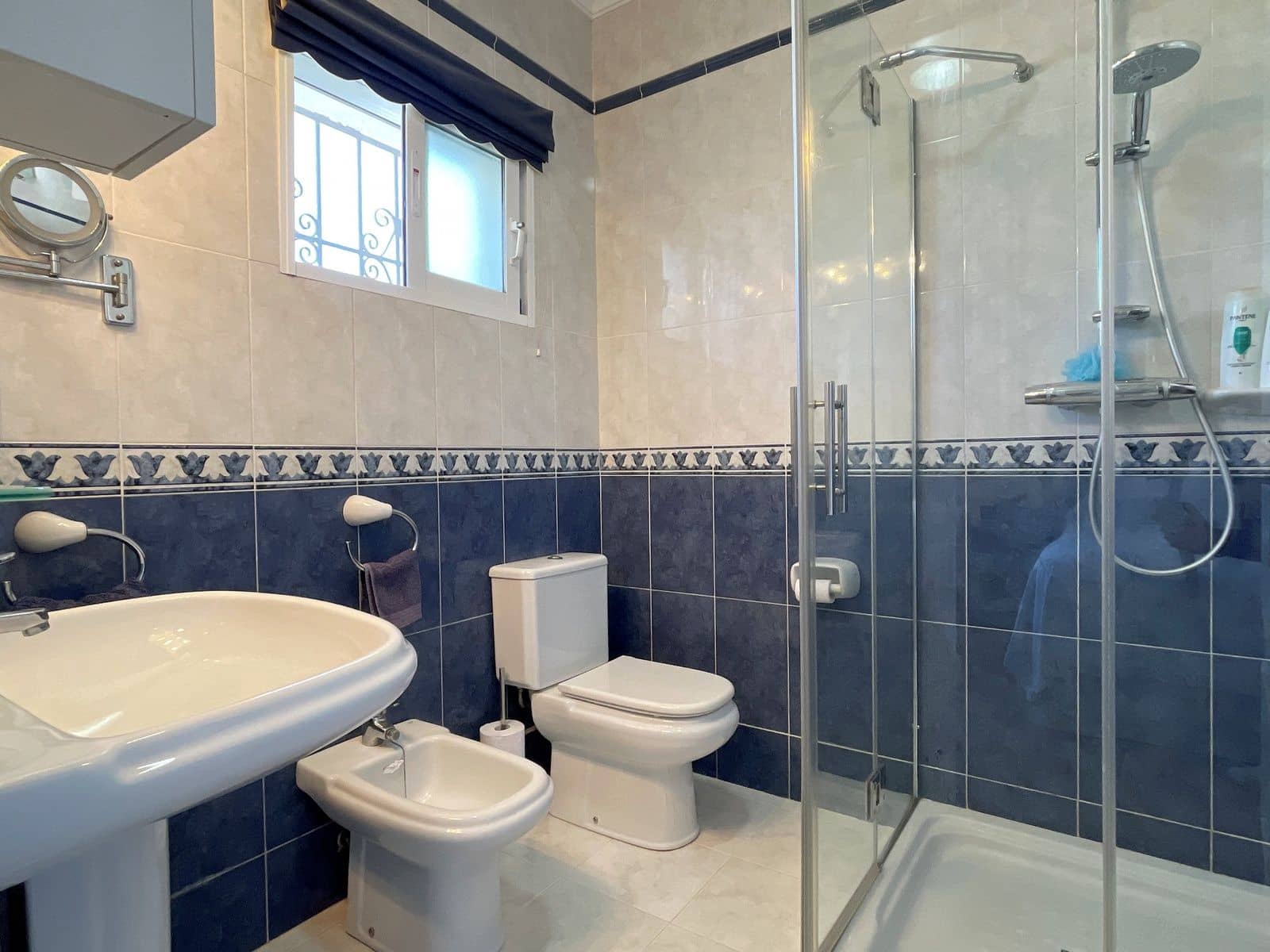 4 bedroom Villa for sale in Benitachell / Benitatxell with pool garage - € 620,000 (Ref: 9272835)