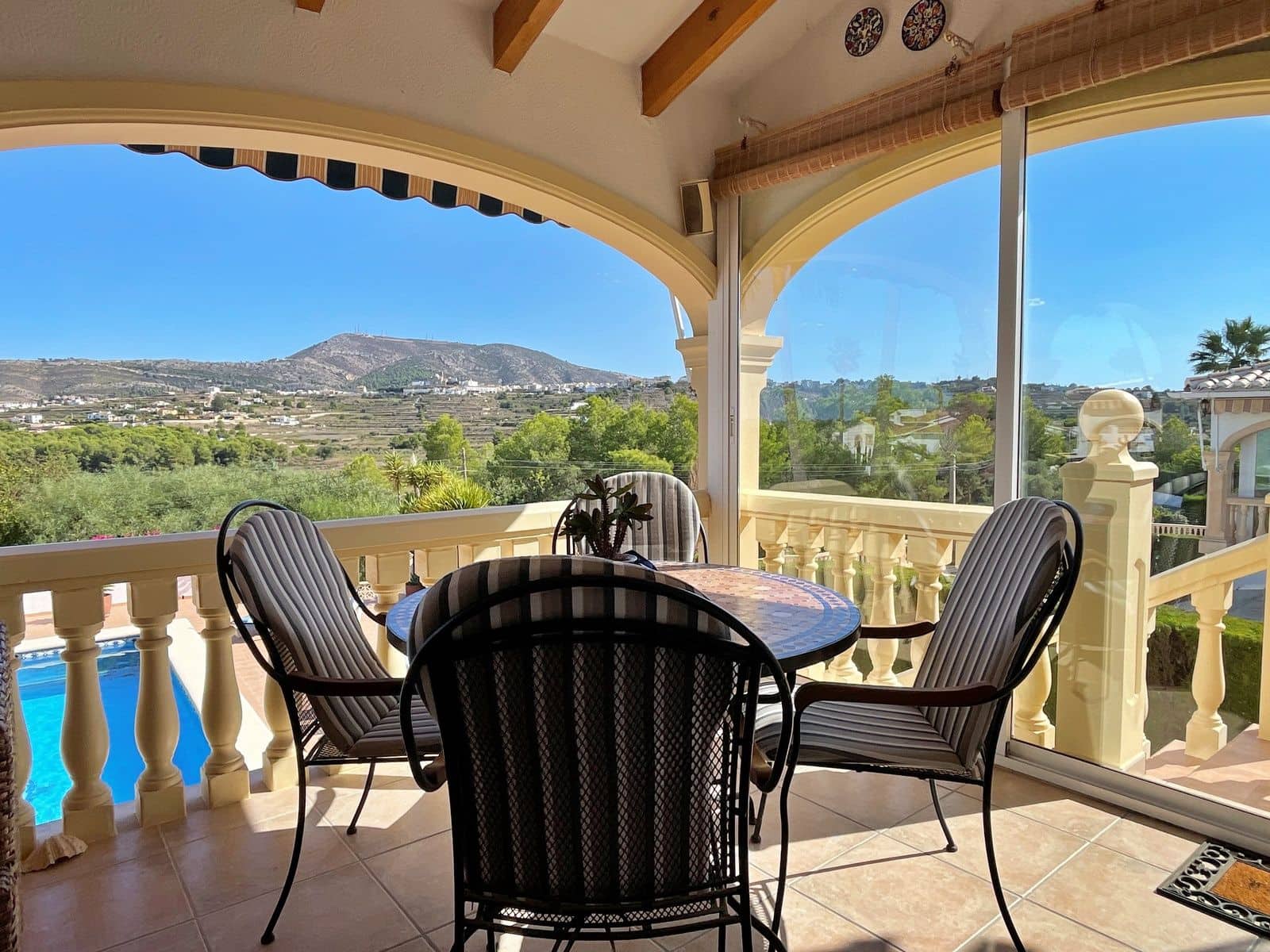 4 bedroom Villa for sale in Benitachell / Benitatxell with pool garage - € 620,000 (Ref: 9272835)