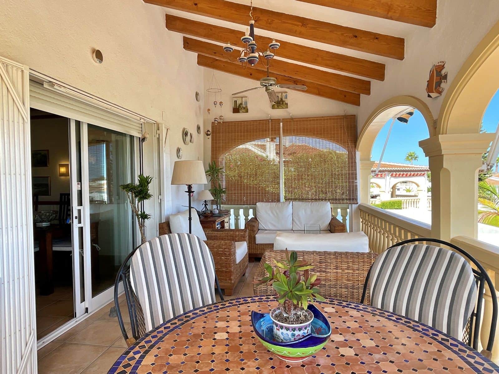 4 bedroom Villa for sale in Benitachell / Benitatxell with pool garage - € 620,000 (Ref: 9272835)