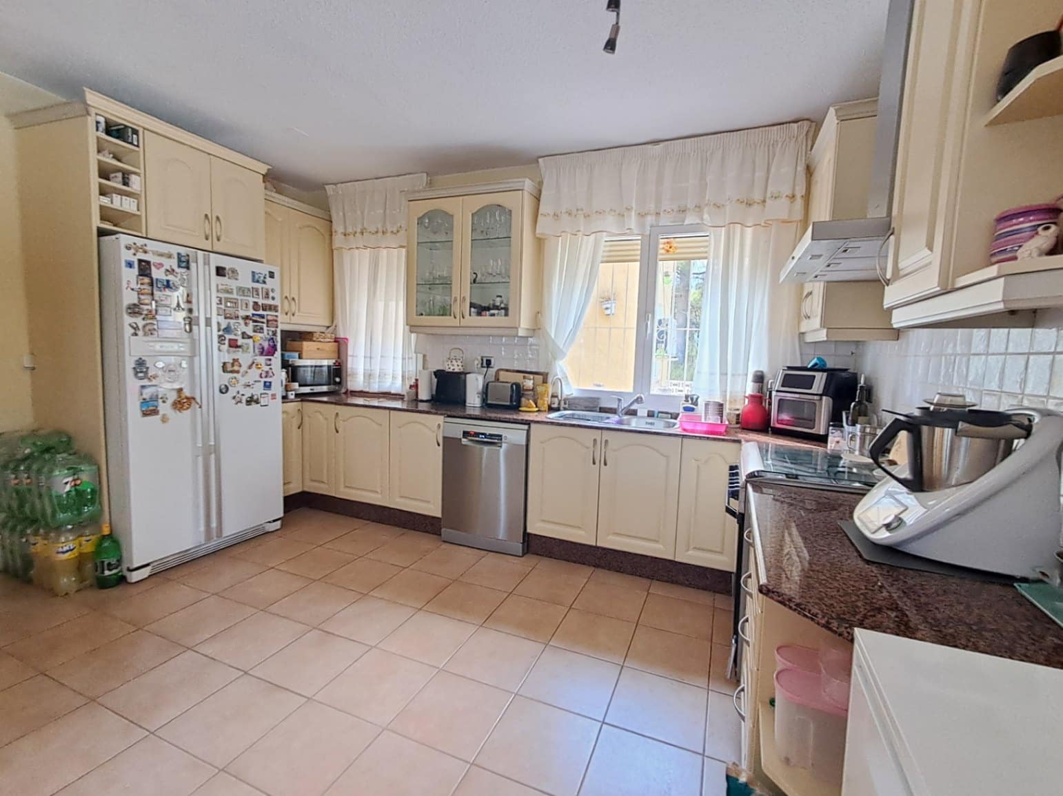 4 soverom Villa til salgs i Montebello med svømmebasseng garasje - € 545 000 (Ref: 9283163)