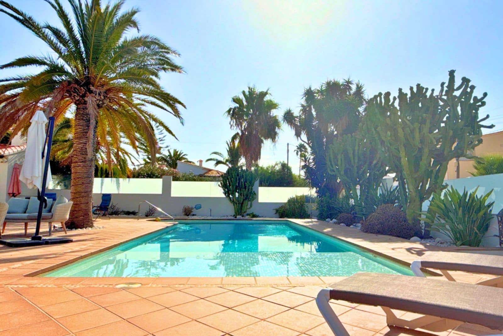 4 bedroom Villa for rent in Calpe / Calp with pool garage - € 4,500 (Ref: 9293548)