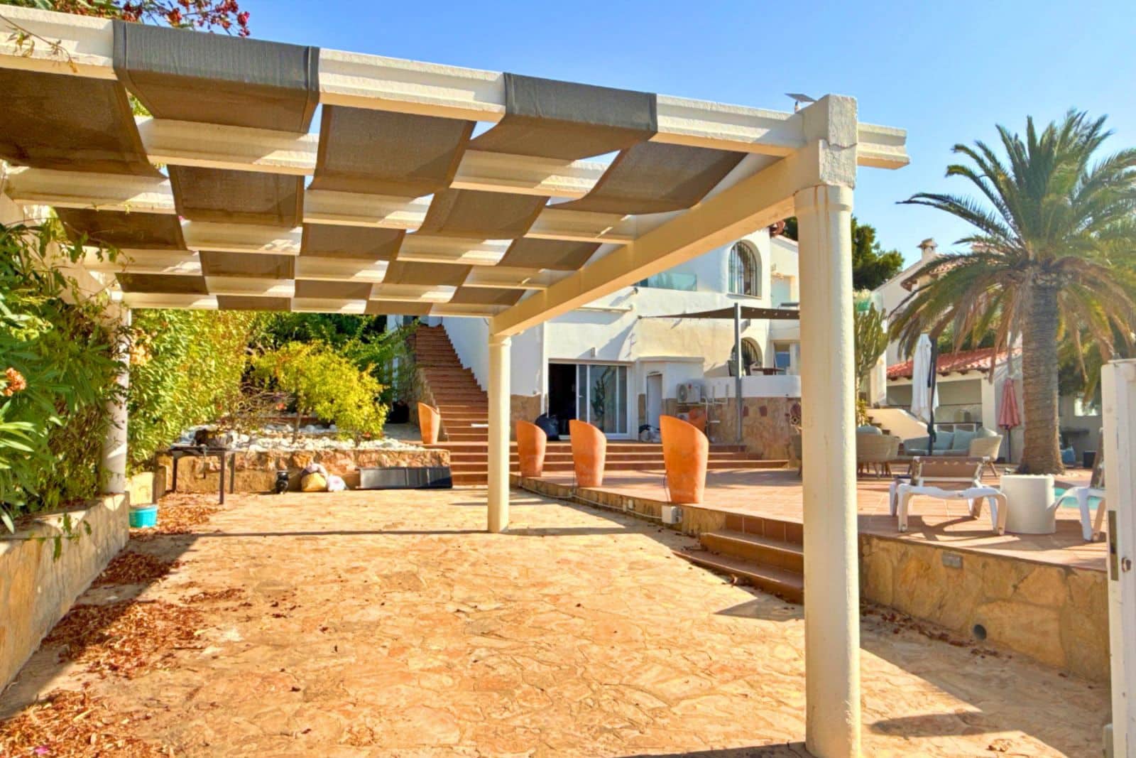 4 bedroom Villa for rent in Calpe / Calp with pool garage - € 4,500 (Ref: 9293548)