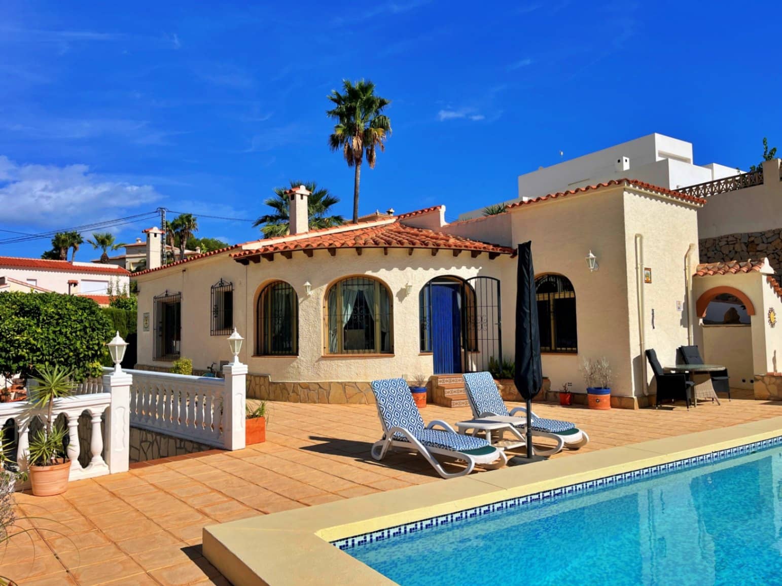 3 soveværelse Villa til salg i Calpe / Calp med swimmingpool garage - € 595.000 (Ref: 9295921)