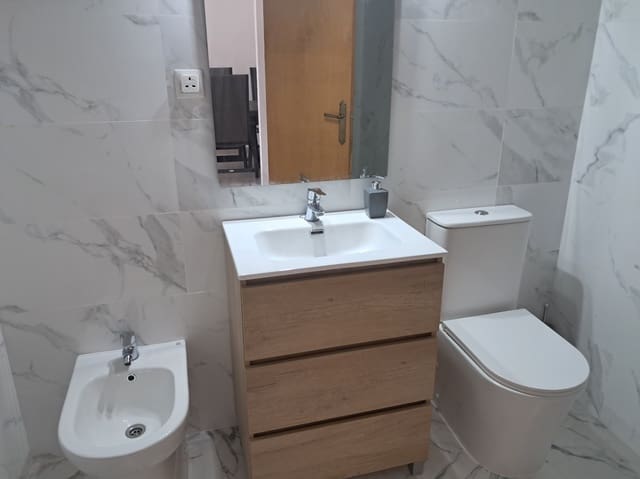 1 bedroom Apartment for rent in Altea with pool garage - € 1,000 (Ref: 9301487)