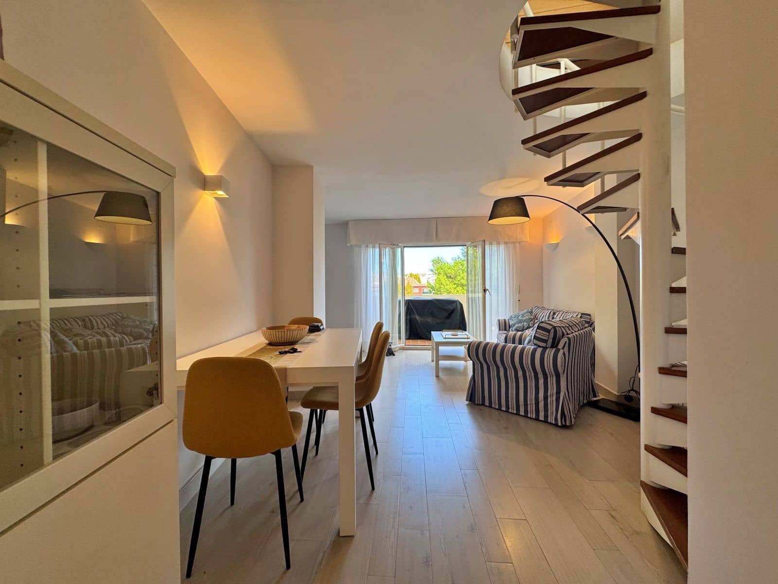 3 quarto Apartamento para arrendar em Javea / Xabia com piscina garagem - 1 300 € (Ref: 9324814)