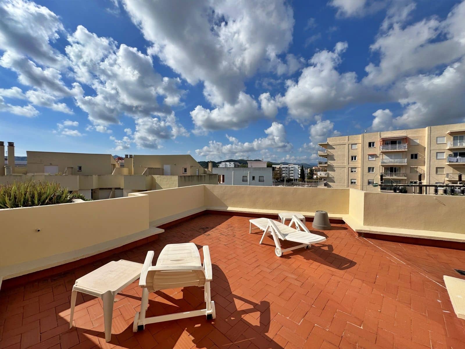 3 quarto Apartamento para arrendar em Javea / Xabia com piscina garagem - 1 300 € (Ref: 9324814)