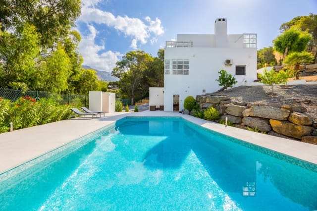 4 bedroom Villa for sale in Altea la Vella, Altea with pool garage - € 1,295,000 (Ref: 9328335)