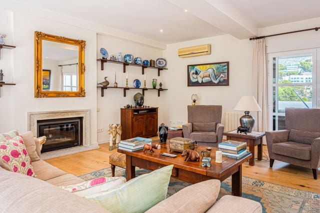 4 bedroom Villa for sale in Altea la Vella, Altea with pool garage - € 1,295,000 (Ref: 9328335)