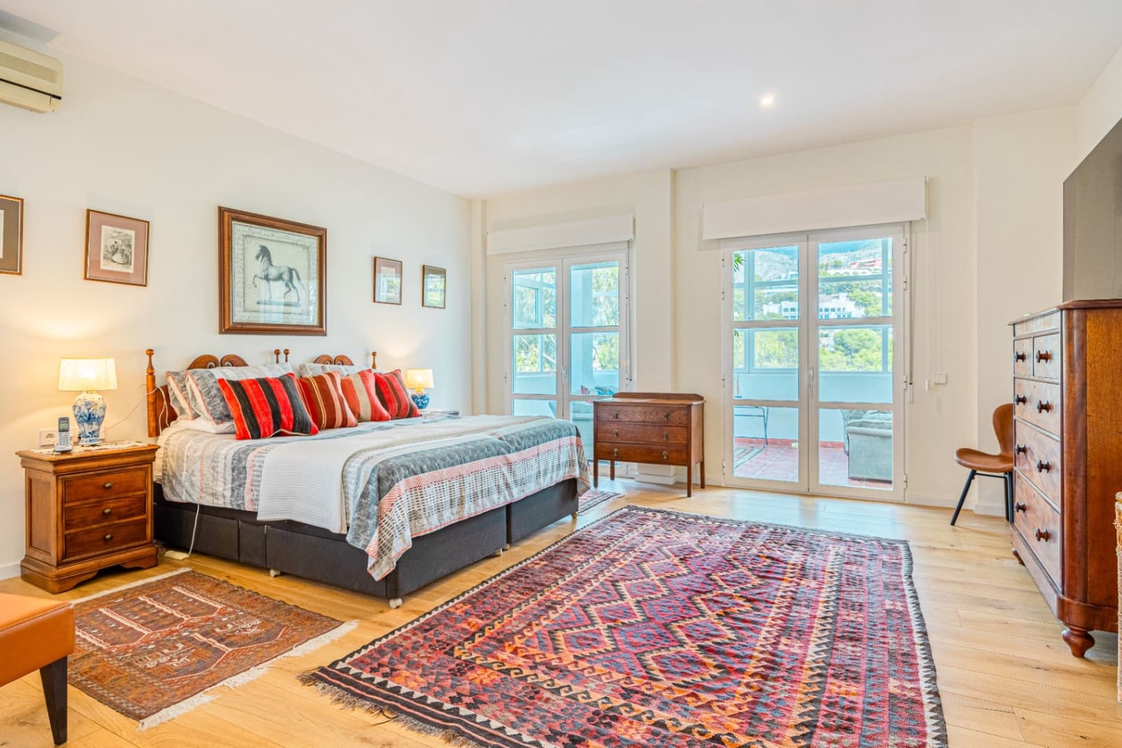 4 bedroom Villa for sale in Altea la Vella with pool garage - € 1,295,000 (Ref: 9328335)