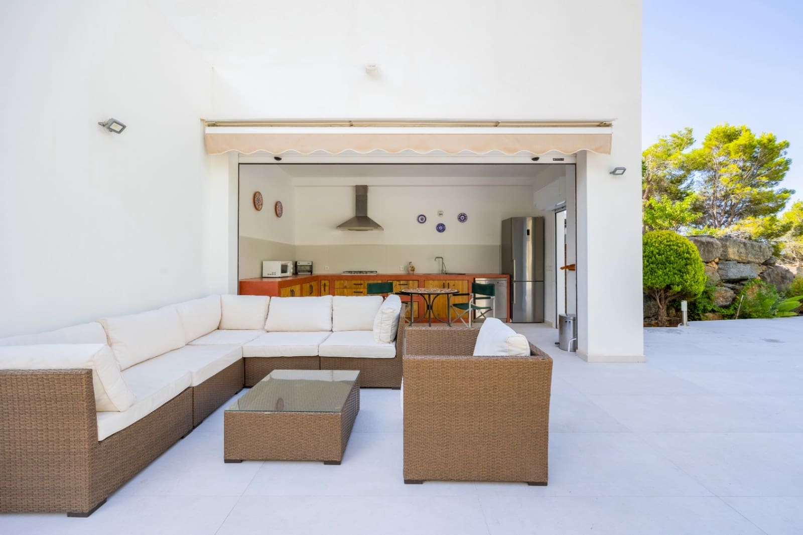 4 bedroom Villa for sale in Altea la Vella with pool garage - € 1,295,000 (Ref: 9328335)