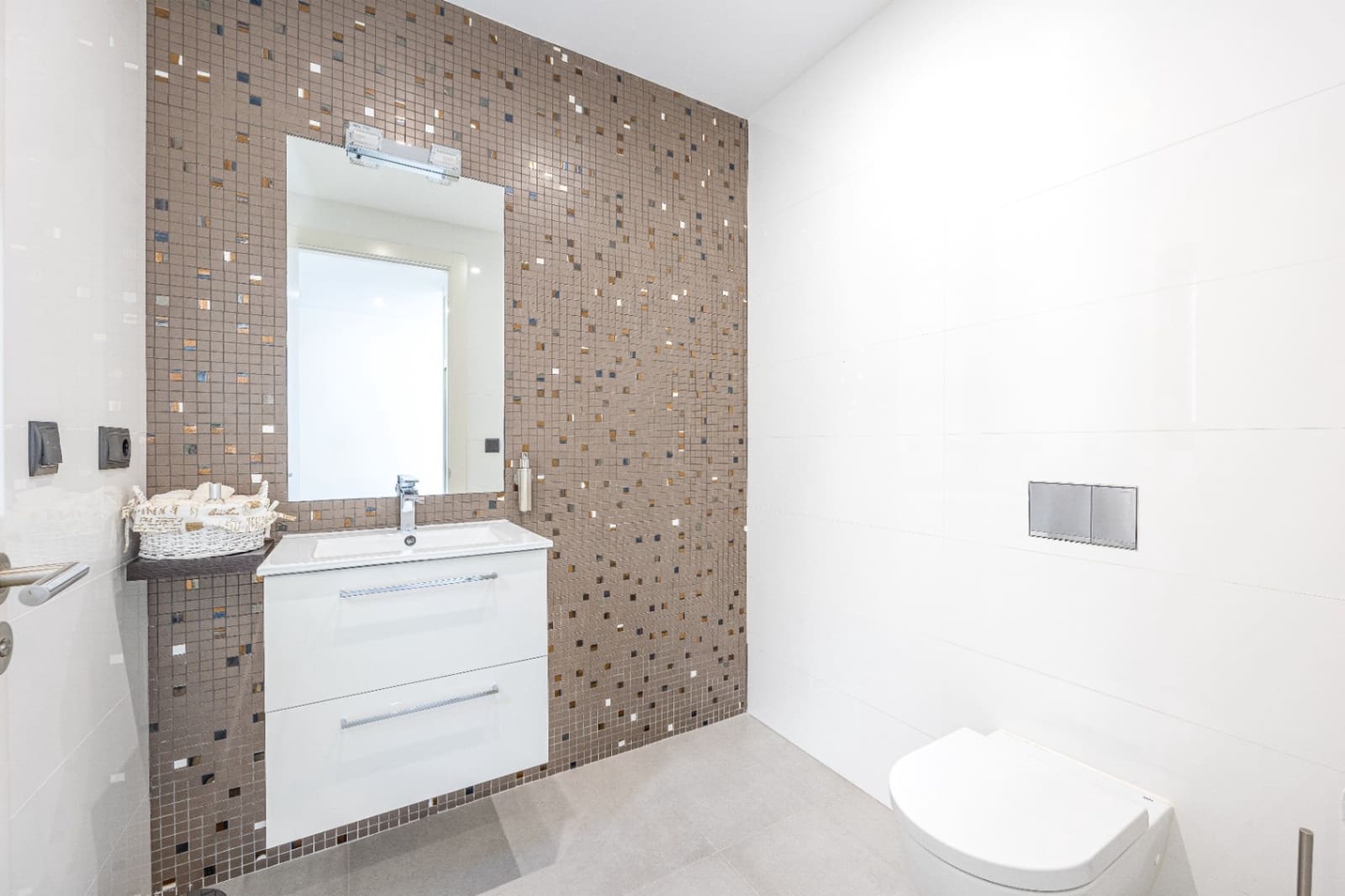 5 sypialnia Willa na sprzedaż w Altea la Vella z basenem garażem - 3 499 990 € (Ref: 9328337)