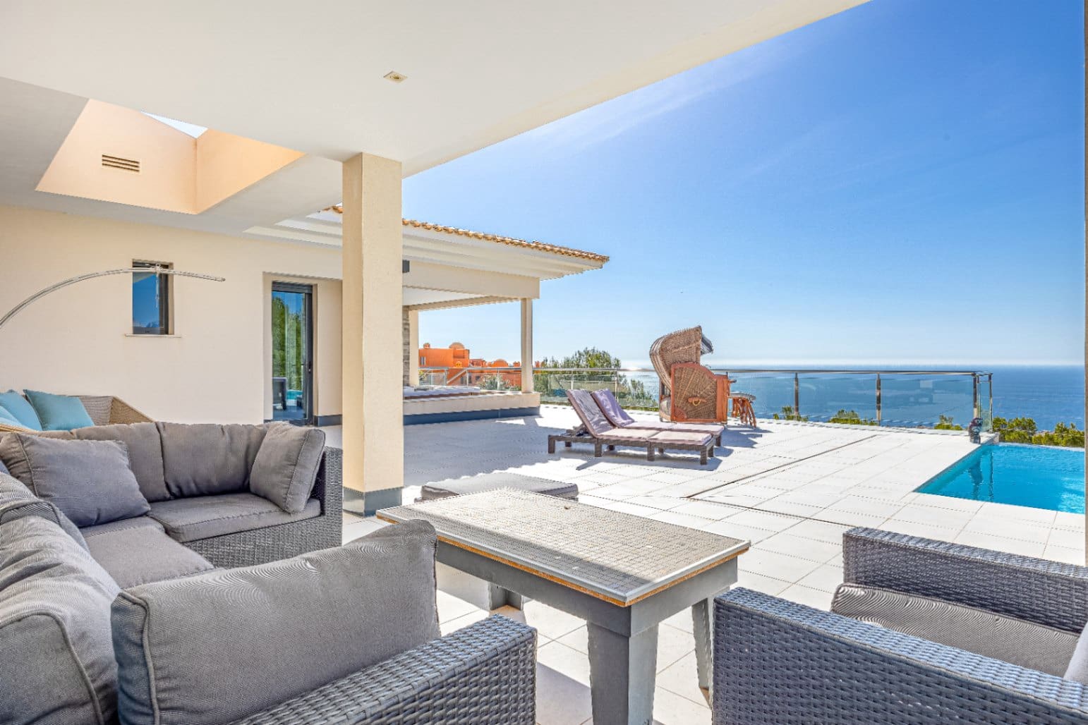 5 sypialnia Willa na sprzedaż w Altea la Vella z basenem garażem - 3 499 990 € (Ref: 9328337)