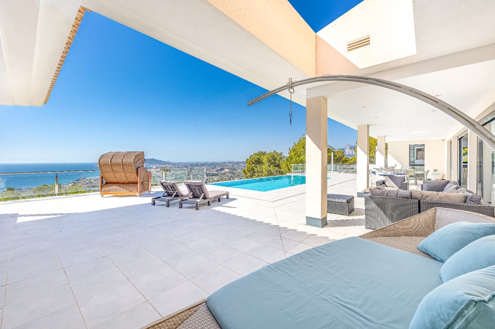 5 sypialnia Willa na sprzedaż w Altea la Vella z basenem garażem - 3 499 990 € (Ref: 9328337)