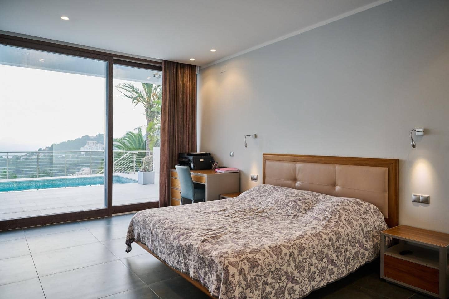 5 bedroom Villa for sale in Altea with pool garage - € 3,100,000 (Ref: 9328338)