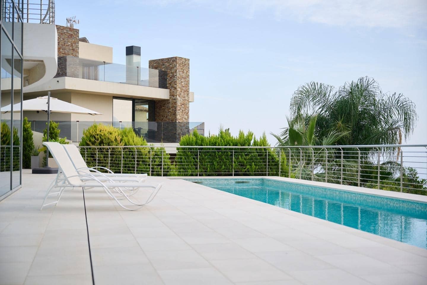 5 bedroom Villa for sale in Altea with pool garage - € 3,100,000 (Ref: 9328338)