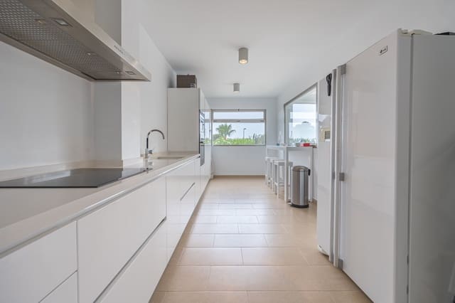 5 quarto Moradia para venda em Altea la Vella, Altea com piscina garagem - 1 110 000 € (Ref: 9328341)