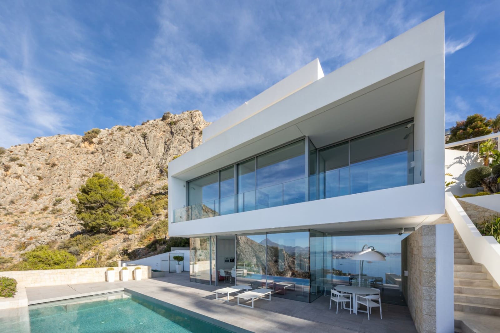 3 slaapkamer Villa te koop in Altea met zwembad garage - € 2.980.000 (Ref: 9328342)