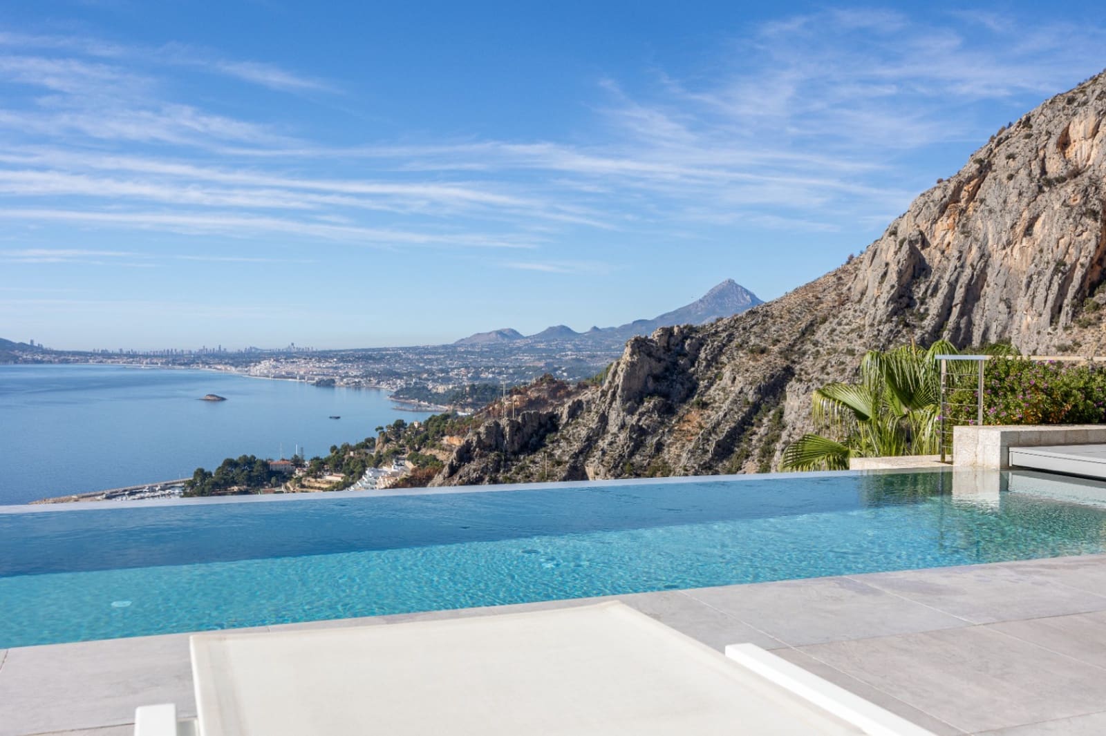 3 slaapkamer Villa te koop in Altea met zwembad garage - € 2.980.000 (Ref: 9328342)