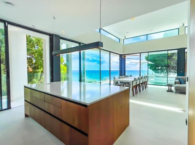 5 slaapkamer Villa te koop in Altea - € 4.700.000 (Ref: 9328343)