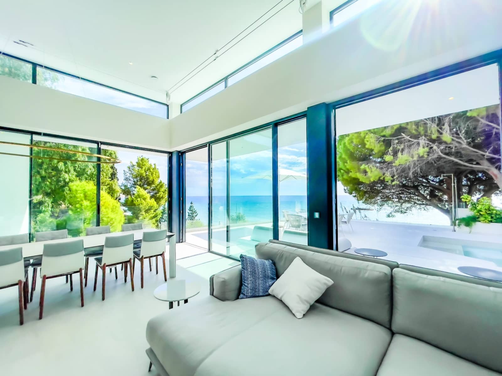 5 bedroom Villa for sale in Altea - € 4,700,000 (Ref: 9328343)