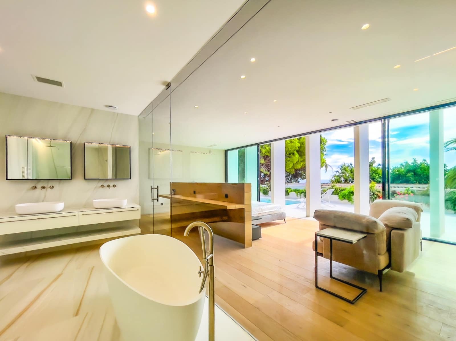 5 bedroom Villa for sale in Altea - € 4,700,000 (Ref: 9328343)