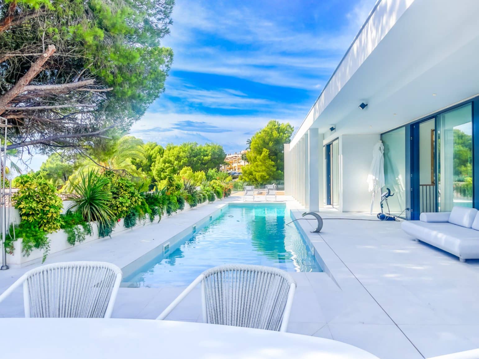5 bedroom Villa for sale in Altea - € 4,700,000 (Ref: 9328343)