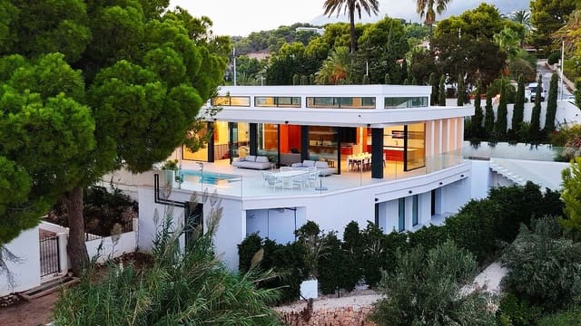 5 slaapkamer Villa te koop in Altea - € 4.700.000 (Ref: 9328343)