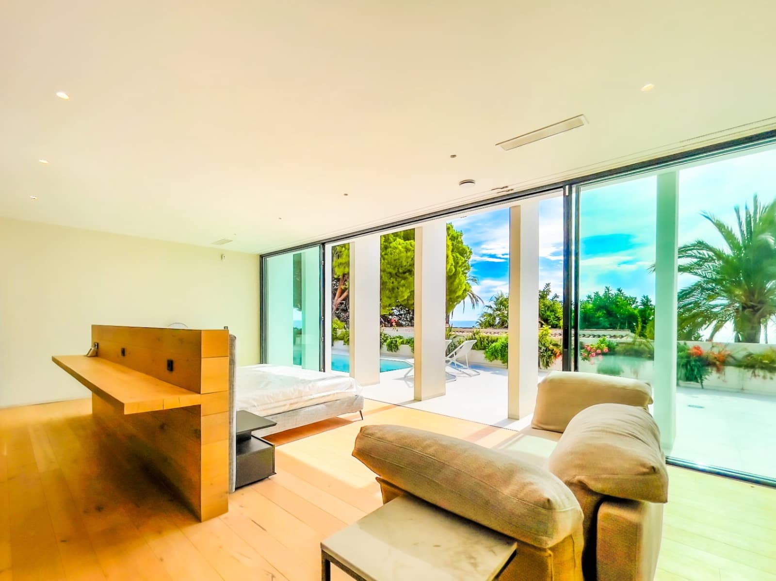 5 bedroom Villa for sale in Altea - € 4,700,000 (Ref: 9328343)