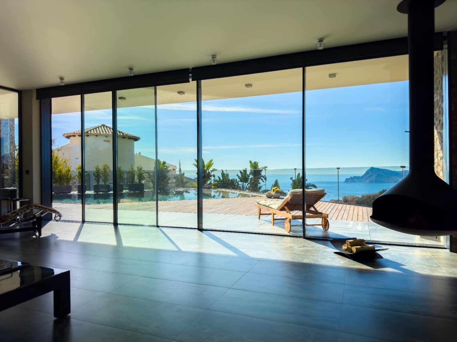 3 bedroom Villa for sale in Altea with pool garage - € 2,650,000 (Ref: 9328346)