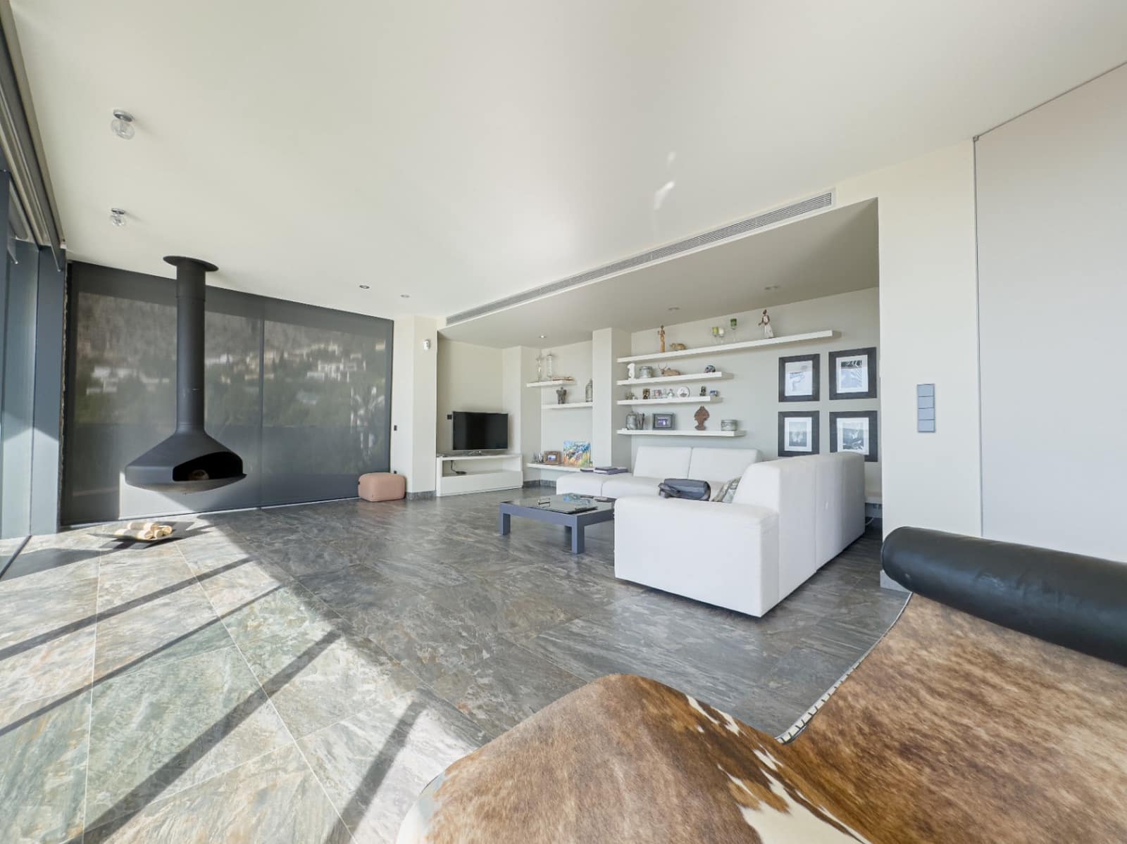 3 bedroom Villa for sale in Altea with pool garage - € 2,650,000 (Ref: 9328346)