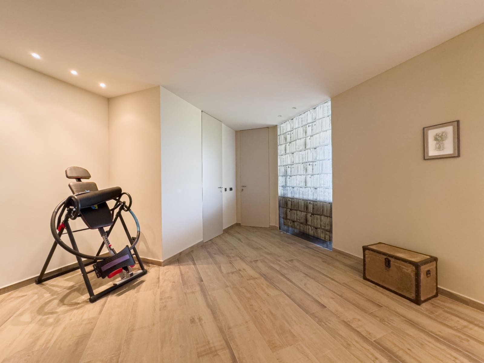 3 bedroom Villa for sale in Altea with pool garage - € 2,650,000 (Ref: 9328346)